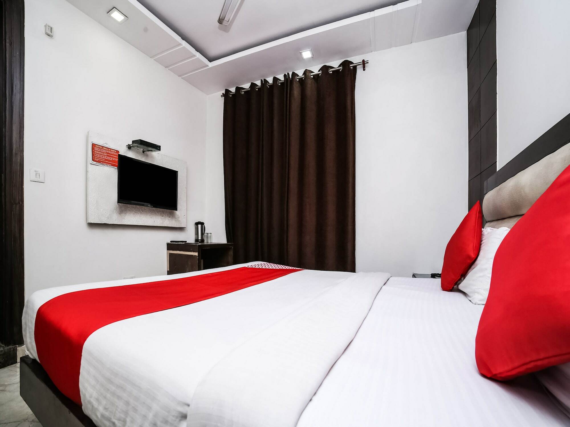 Oyo 11150 Hotel Jmd Rooms Нью-Дели Экстерьер фото